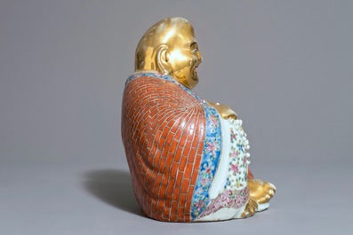 A large Chinese famille rose and gilt figure of Buddha, 19/20th C.